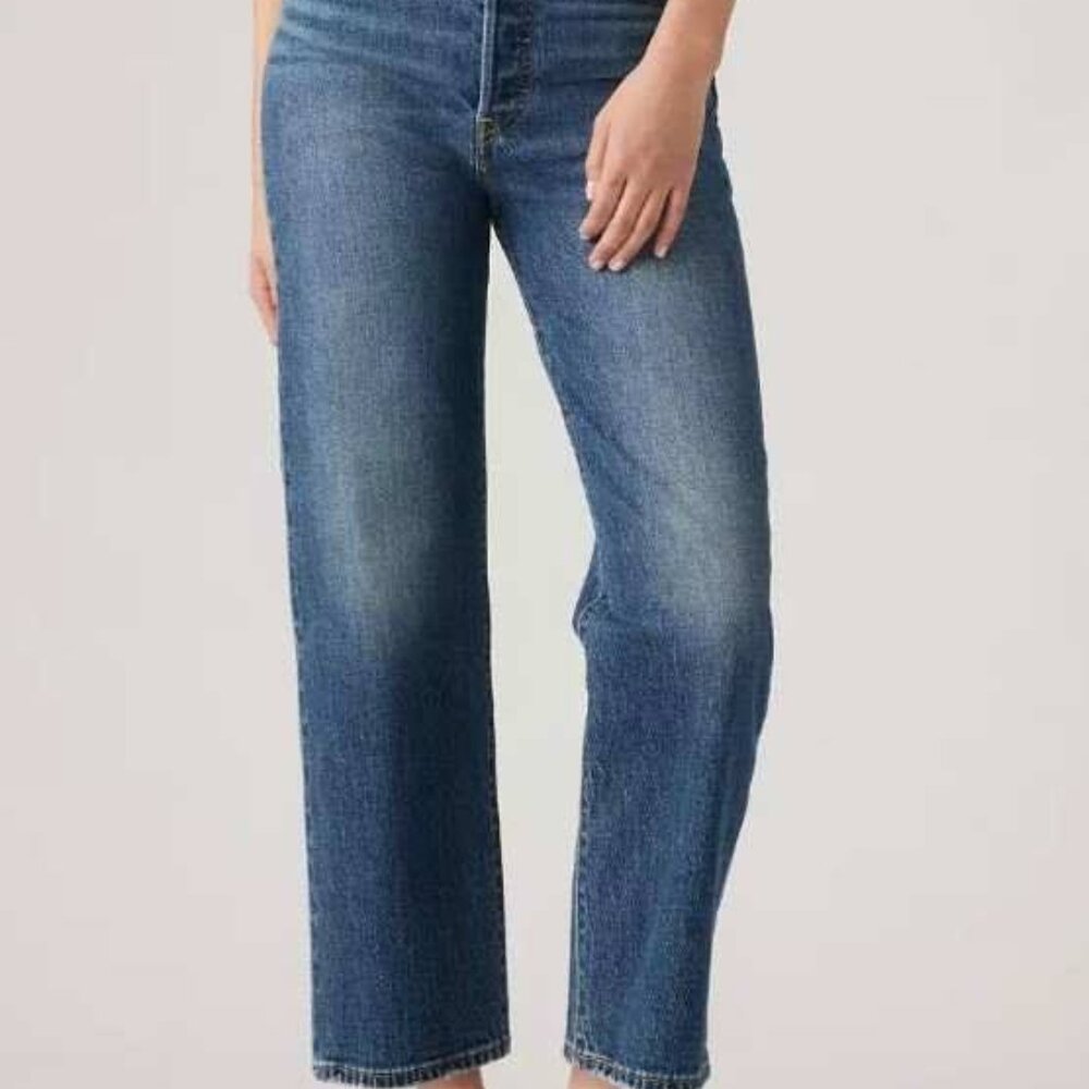 Levi's - Picture 8 of 11